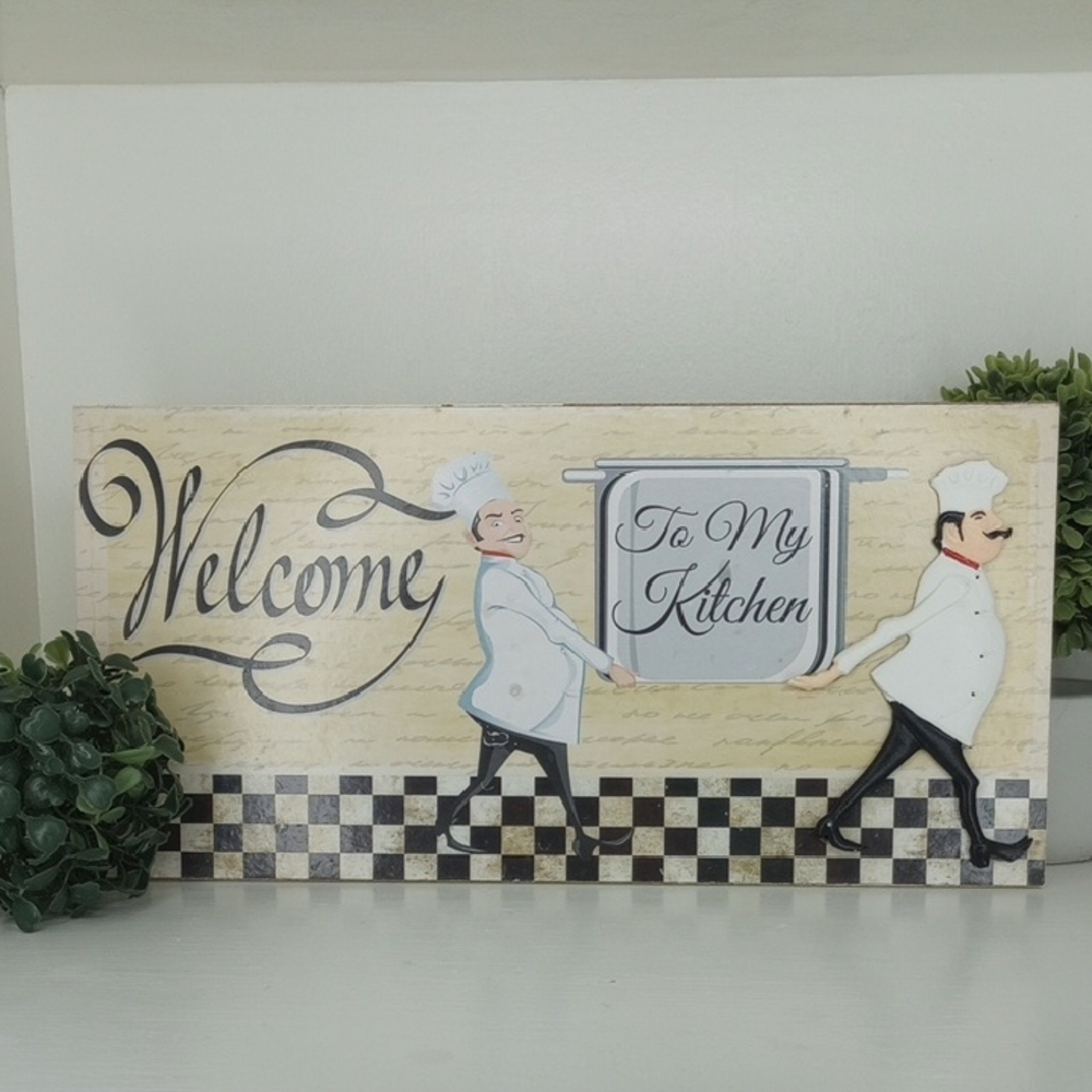 Charming Kitchen Welcome Sign - Black and White